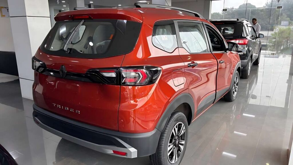 Renault Triber CNG 2025 Launched – Spacious 7-Seater, 45 KMPL Mileage, and Budget-Friendly EMI from ₹11,500